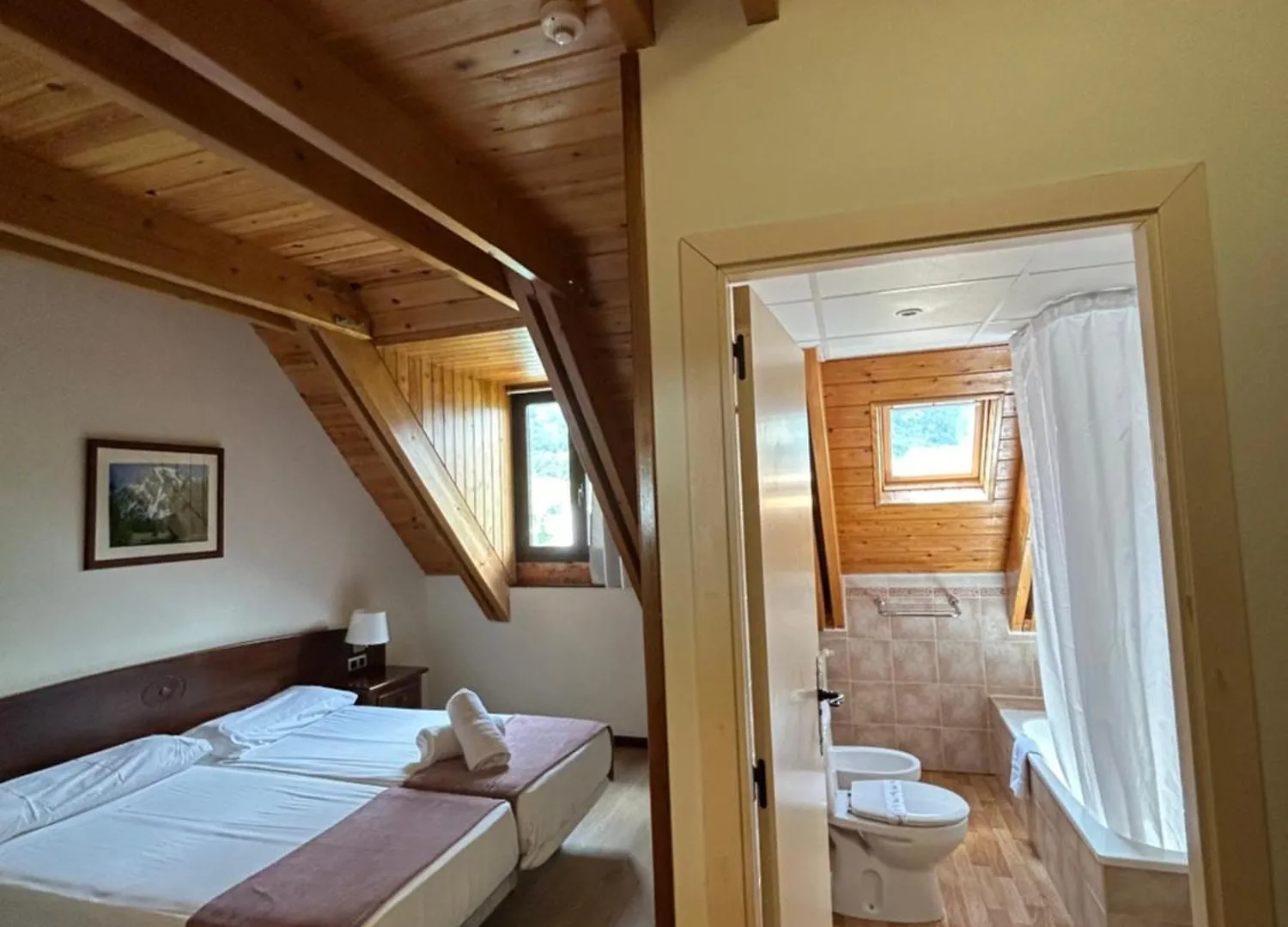 ***  Hotel Romanic Taull Spain